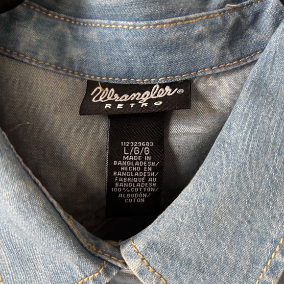 Wrangler Women's Retro Sleeveless Western Denim Top - Picture 3 of 16